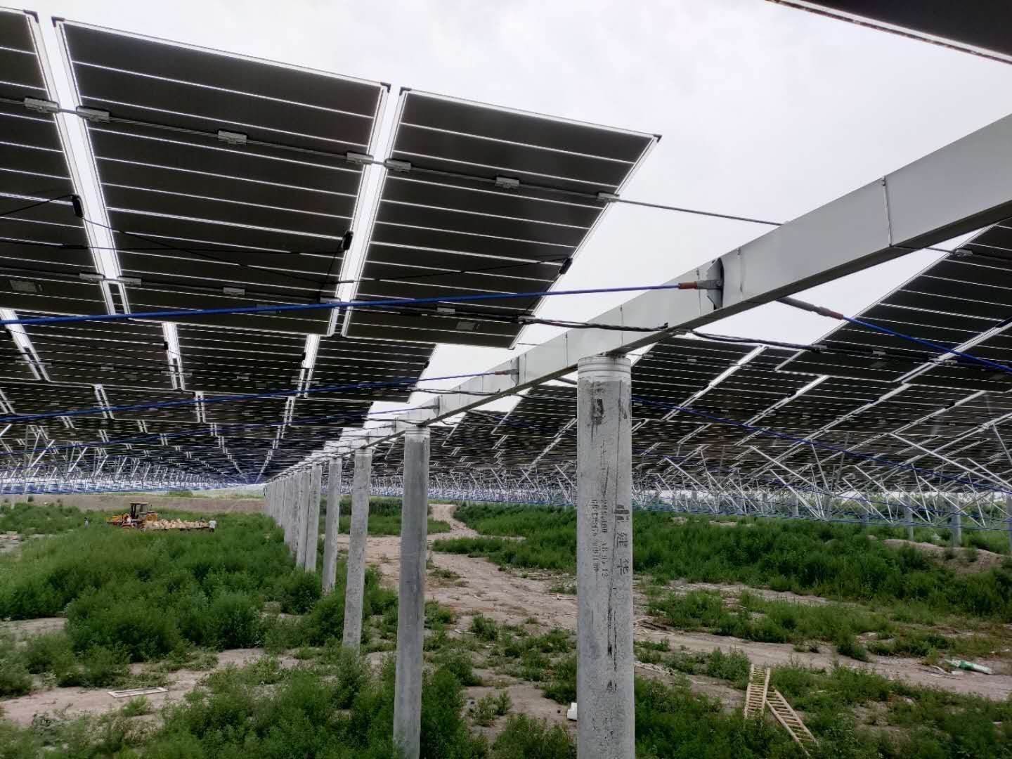 How to choose solar racking Which is stronger for roof and ground mounting