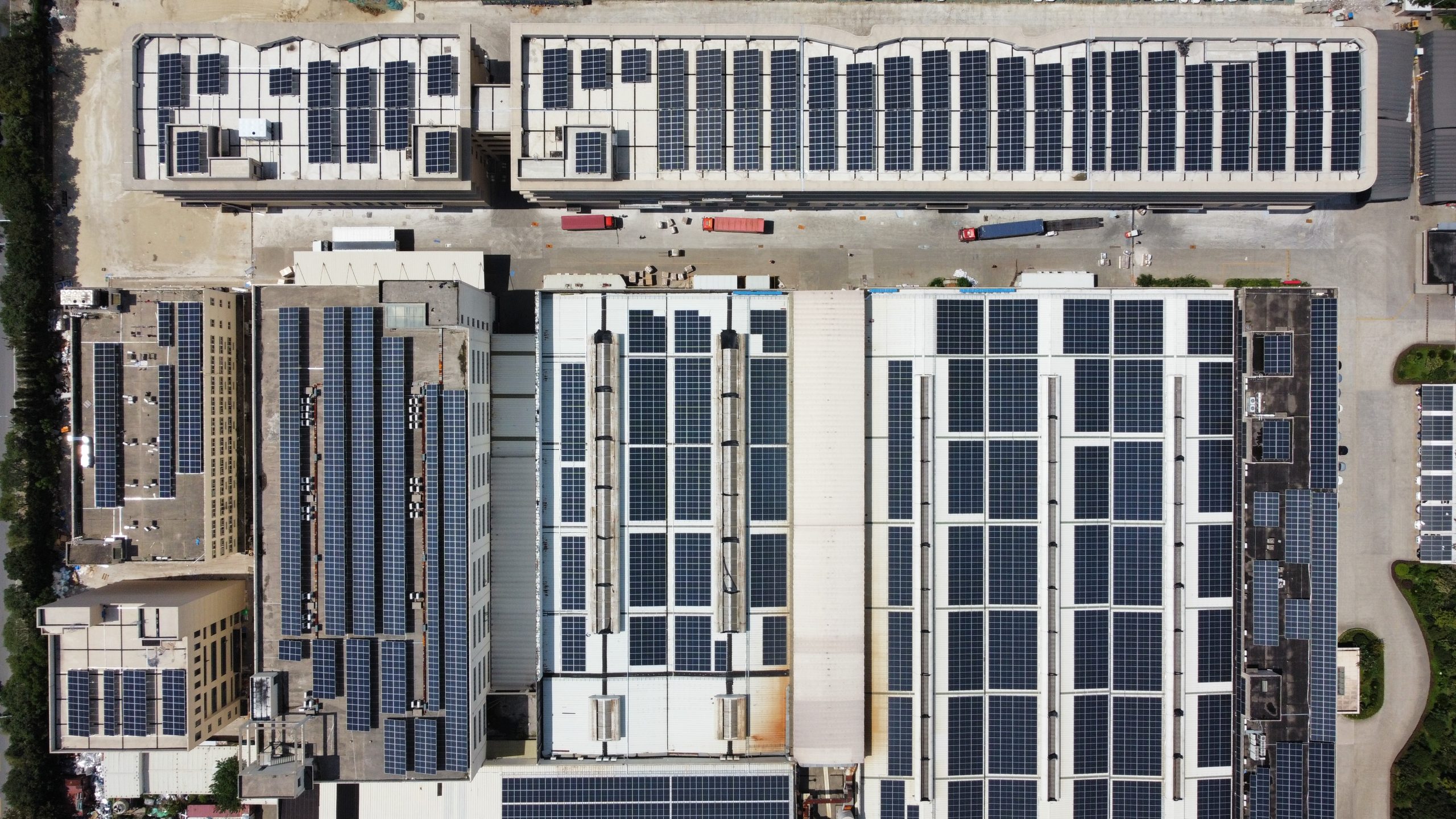 solar power plant construction cost reduction